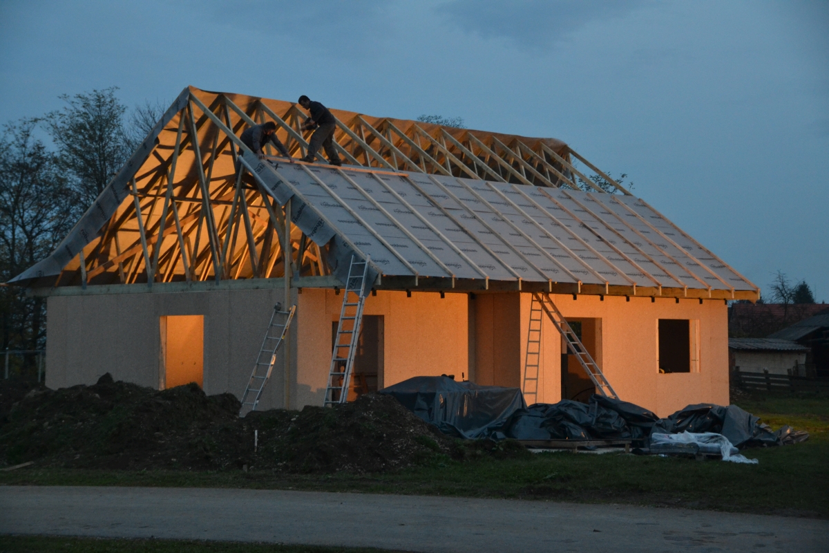 hisa danes v gradnji